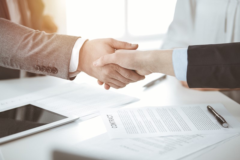 Mediationclausules in Contracten: Een Proactieve Aanpak voor Conflictbeheersing