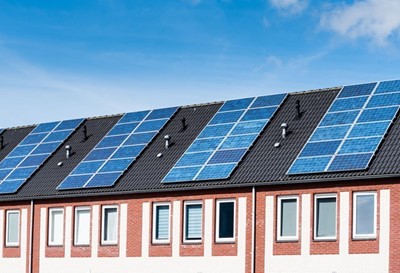 Zonnepanelen zijn onderdeel gebouw, afschrijvingsbeperking terecht toegepast