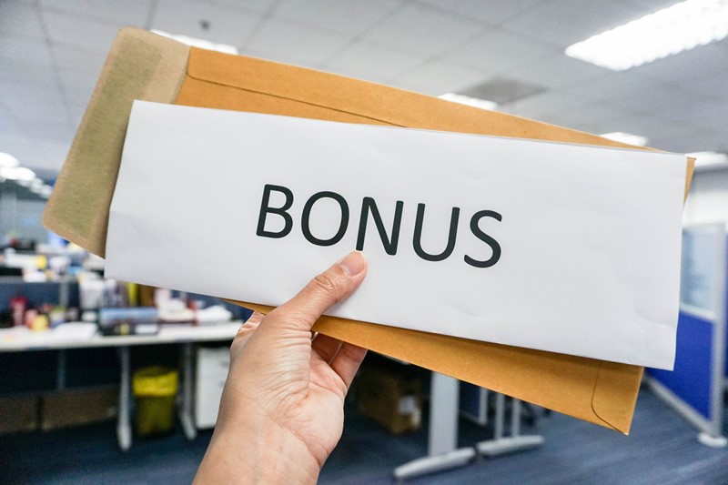 Could you claim a Christmas tax bonus?